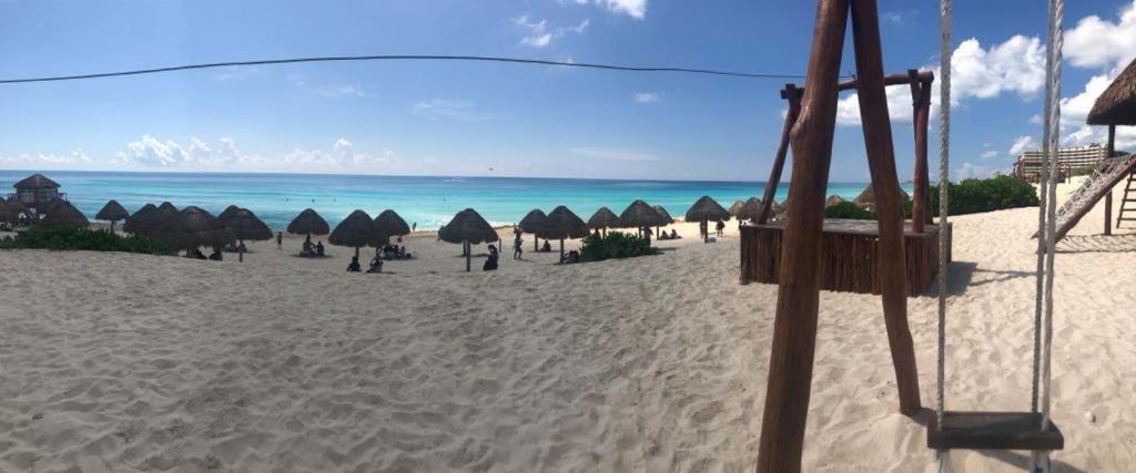 777 Lenderman Hostal 777 Cancun Ngoại thất bức ảnh