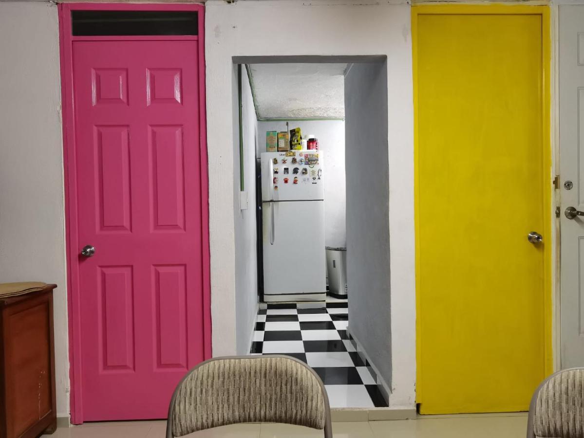 777 Lenderman Hostal 777 Cancun Ngoại thất bức ảnh